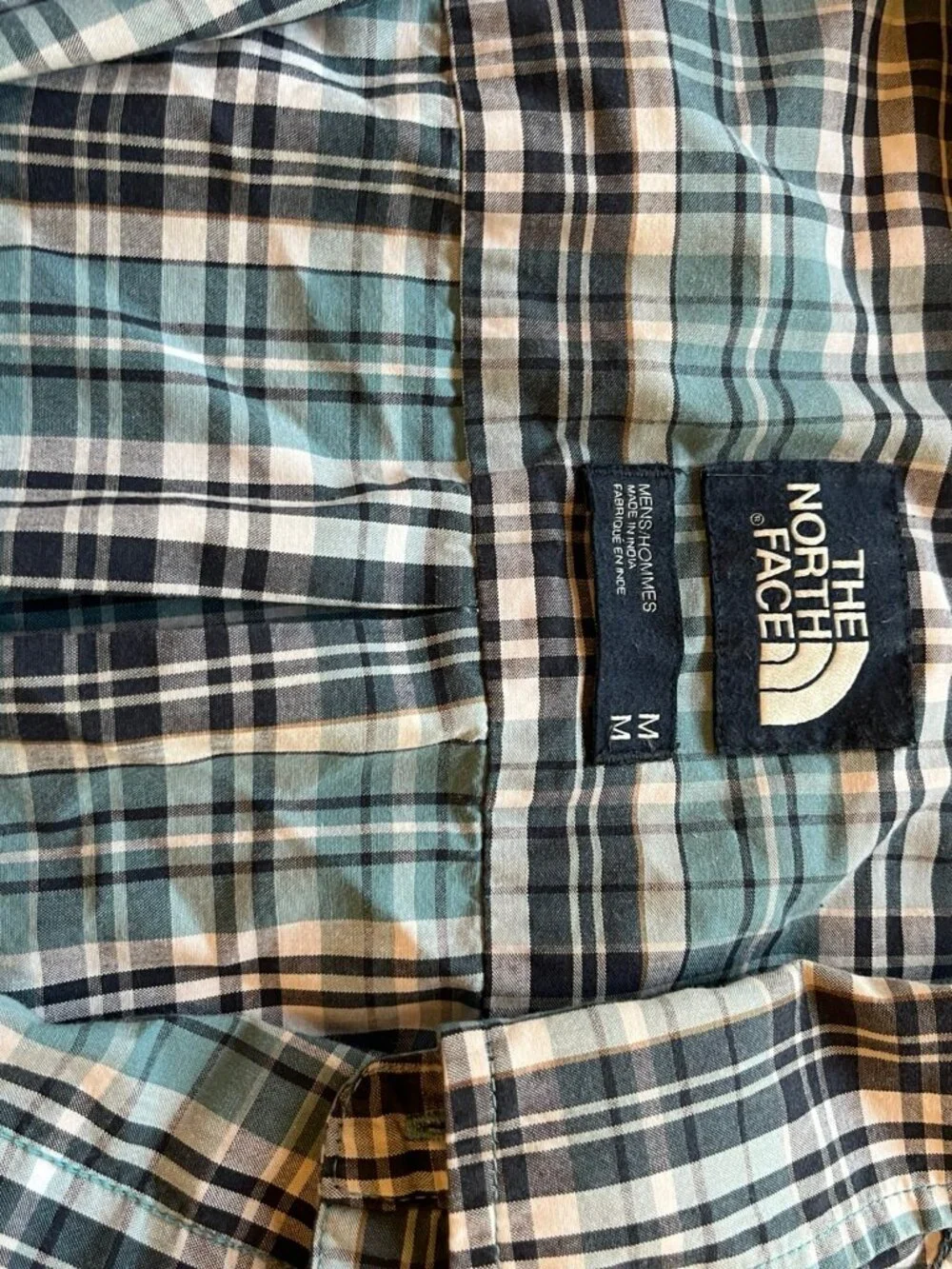 Title: The North Face Men's Plaid Short Sleeve Button Up Shirt Medium
